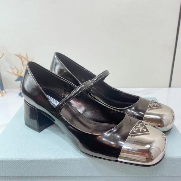 Prada Prada - Color Block With Rear Bridle Block Black For Women PRD