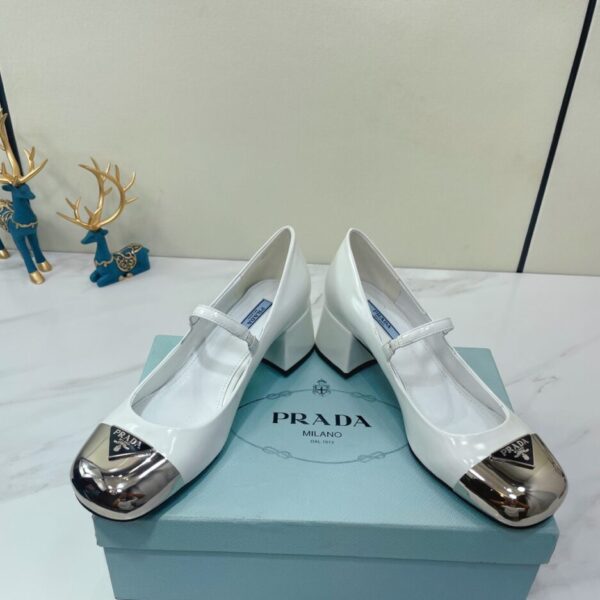 Prada Prada - Color Block With Rear Bridle Block White For Women PRD