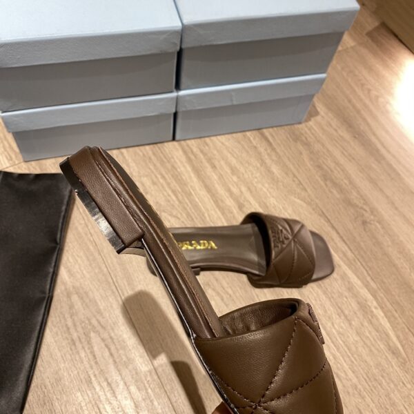 Prada Quilted Nappa Sabots Brown For Women 0.4in/10mm PRD 