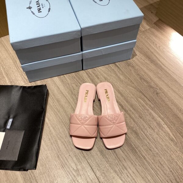 Prada Quilted Nappa Sabots Pink For Women 0.4in/10mm PRD 