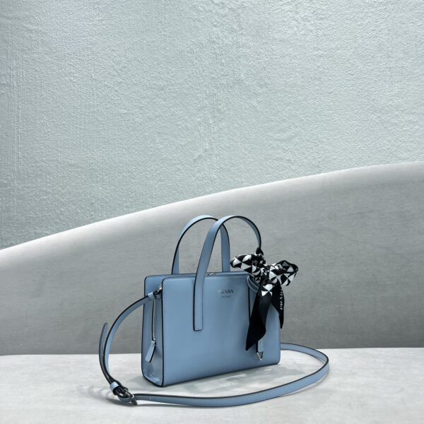 Prada Re-Edition 1995 Brushed Mini Handbag Blue For Women, Women's Bags 8.6in/22cm