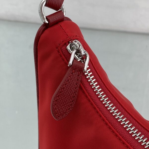 Prada Re-Edition 2005 Re-Nylon Mini Bag Red For Women, Women's Bags 8.6in/22cm