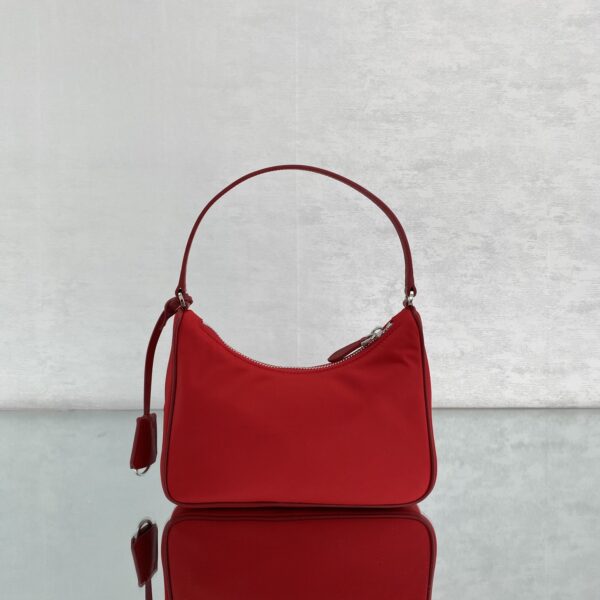 Prada Re-Edition 2005 Re-Nylon Mini Bag Red For Women, Women's Bags 8.6in/22cm