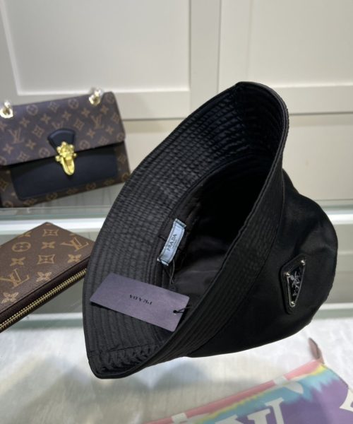 Prada Re-Nylon Bucket Hat Black Prada Hat 1HC137_2DMI_F0002