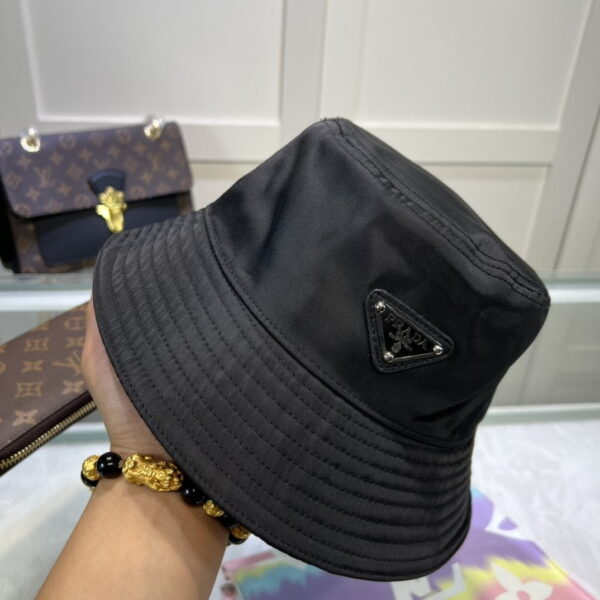 Prada Re-Nylon Bucket Hat Black Prada Hat 1HC137_2DMI_F0002