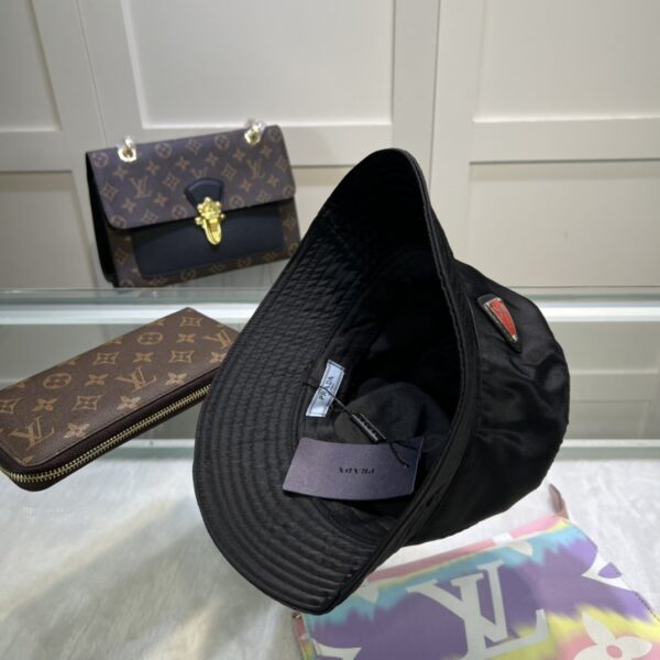 Prada Re-Nylon Bucket Hat Black Prada Hat
