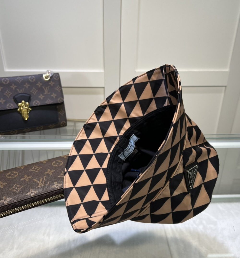 Prada Re-Nylon Bucket Hat Black/Beige Prada Hat