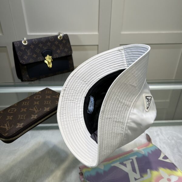 Prada Re-Nylon Bucket Hat White Prada Hat 1HC137_2DMI_F0009