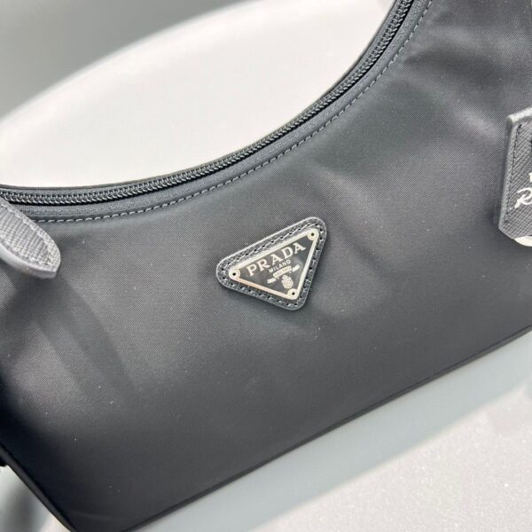 Prada Re-Nylon Re-Edition 2000 Mini-Bag Black For Women, Women's Bags 8.6in/22cm 1NE515_RDH0_F0002