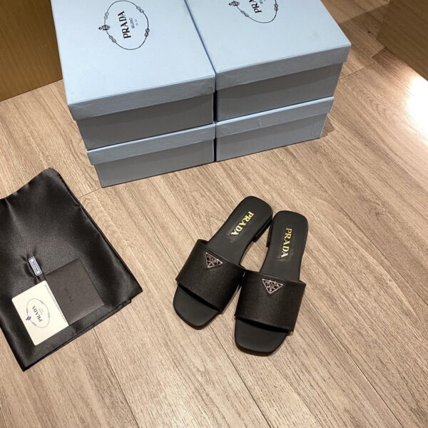Prada Saffiano Slides Black For Women 0.4in/10mm PRD 1XX627_053_F0002_F_010