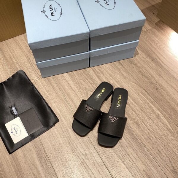 Prada Saffiano Slides Black For Women 0.4in/10mm PRD 1XX627_053_F0002_F_010