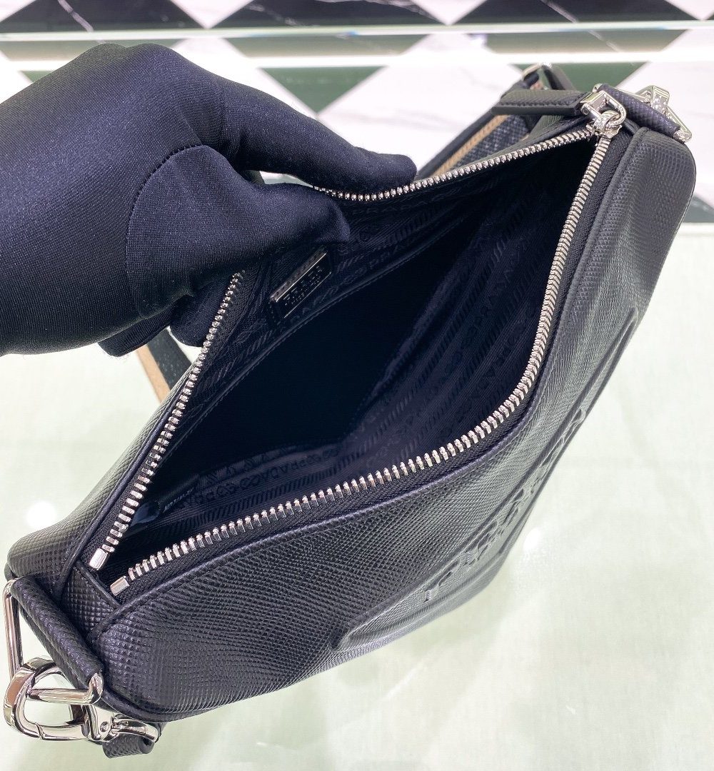 Prada Saffiano Triangle Bag Black For Women, Women's Bags 11in/28cm 2VH155_2FAD_F0002_V_OOO