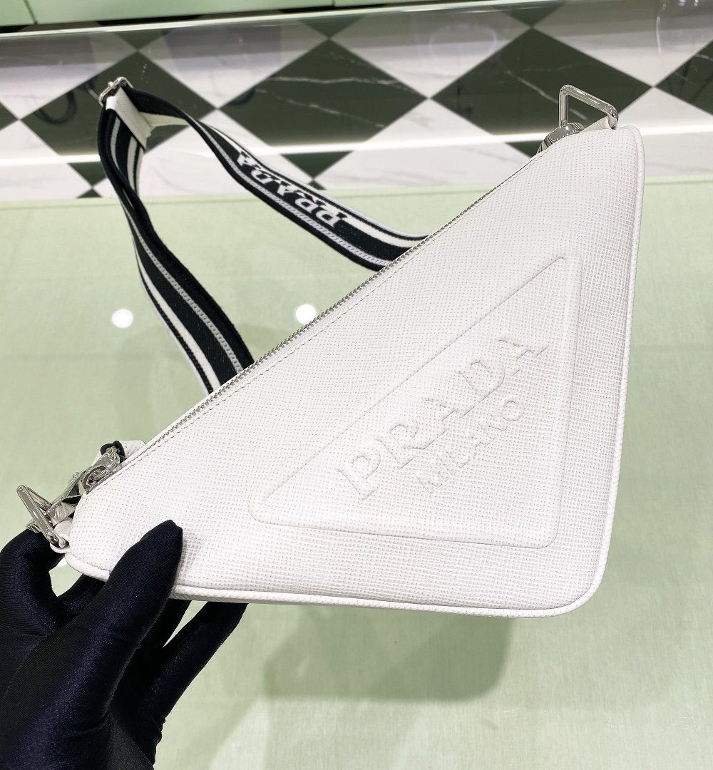 Prada Saffiano Triangle Bag White For Women, Women's Bags 11in/28cm 2VH155_2FAD_F0009_V_OOO