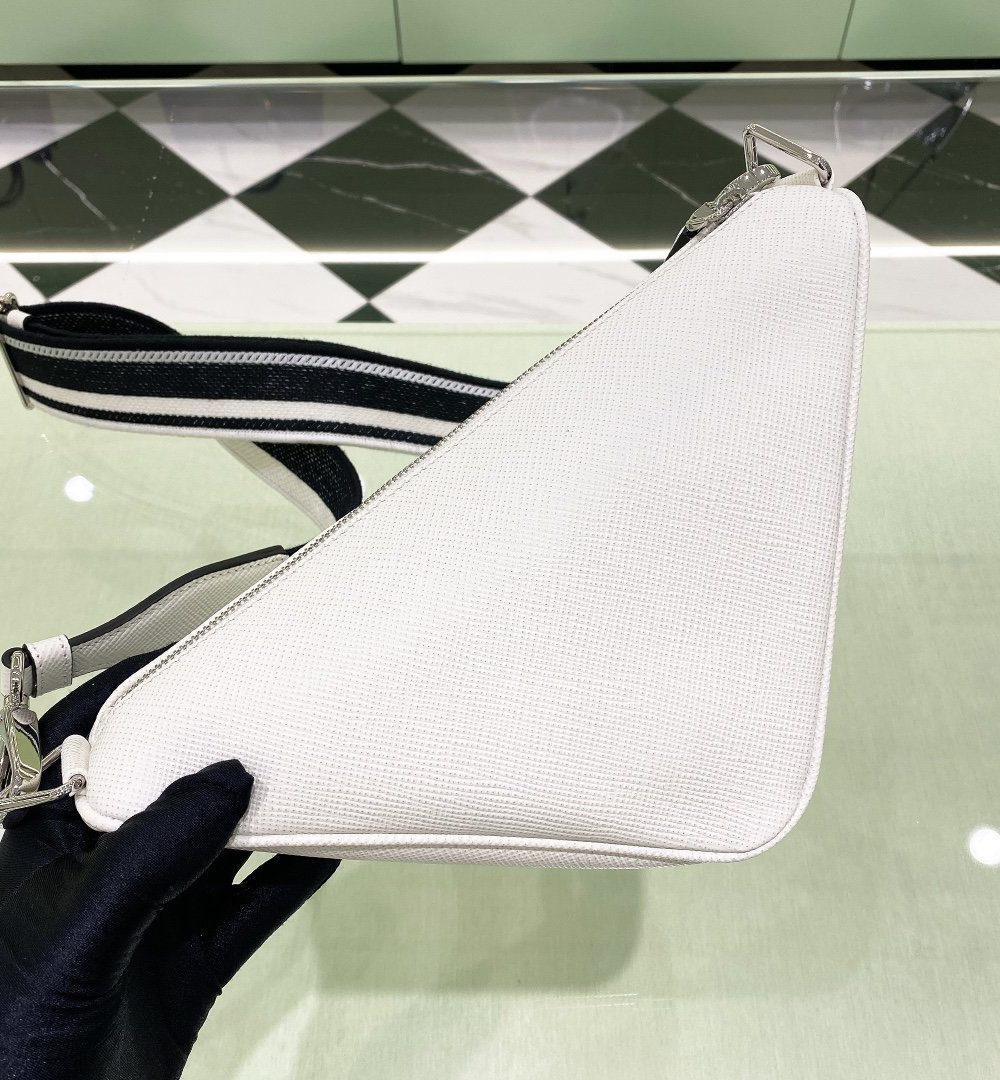 Prada Saffiano Triangle Bag White For Women, Women's Bags 11in/28cm 2VH155_2FAD_F0009_V_OOO