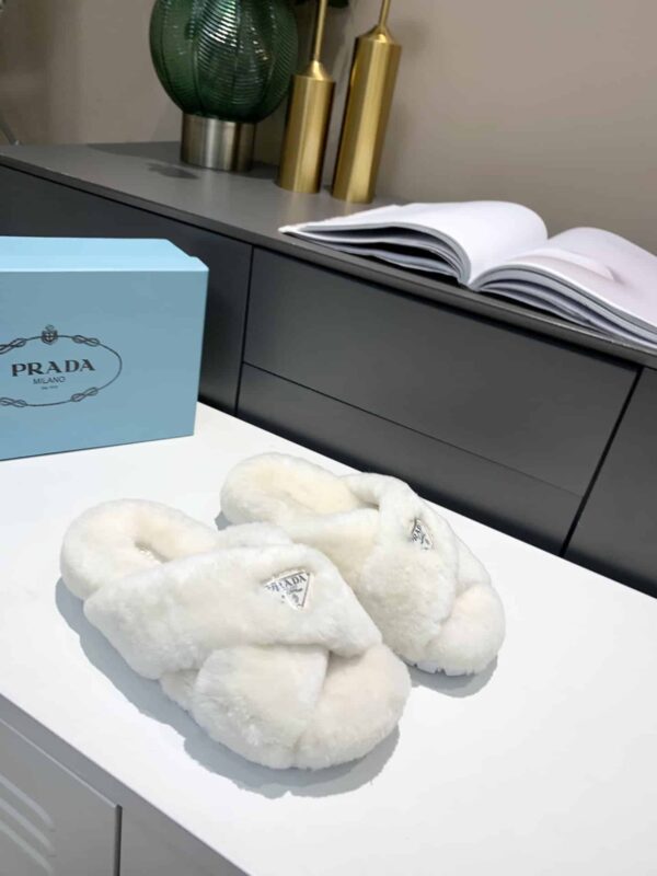 Prada Shearling Sandals White For Women 0.8in/20mm PRD 