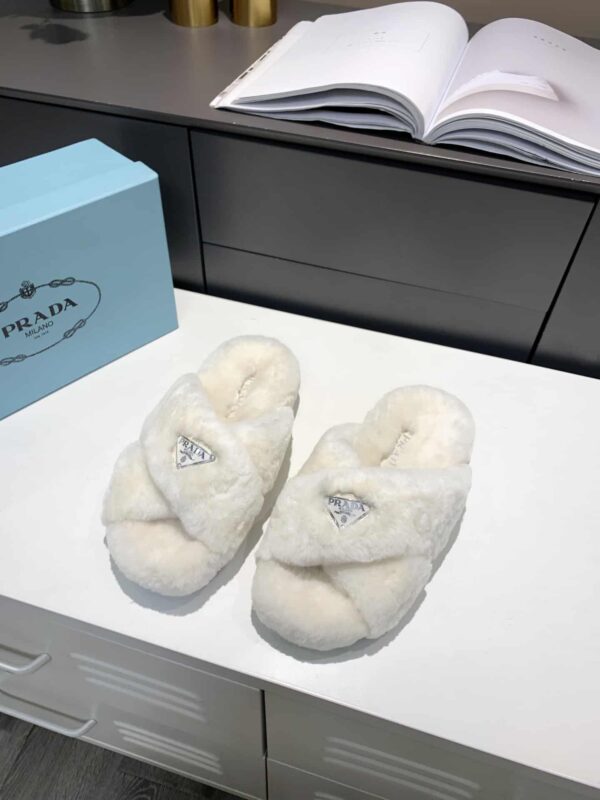 Prada Shearling Sandals White For Women 0.8in/20mm PRD 