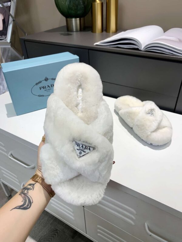 Prada Shearling Sandals White For Women 0.8in/20mm PRD 