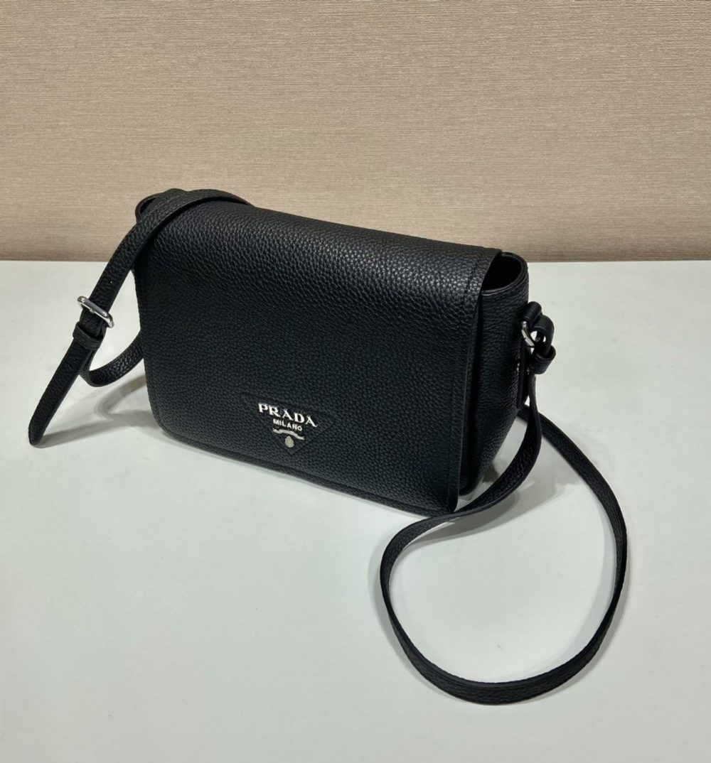 Prada Shoulder Bag Black For Women, Women's Bags 9in/23cm 1BD314_2DKV_F0002_V_3OO