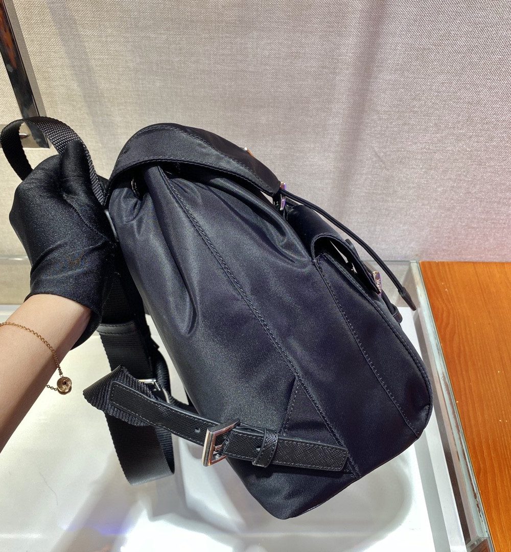 Prada Small Re-Nylon Backpack Black For Women, Women's Bags 11in/28cm 1BZ677_RV44_F0002_V_OOO