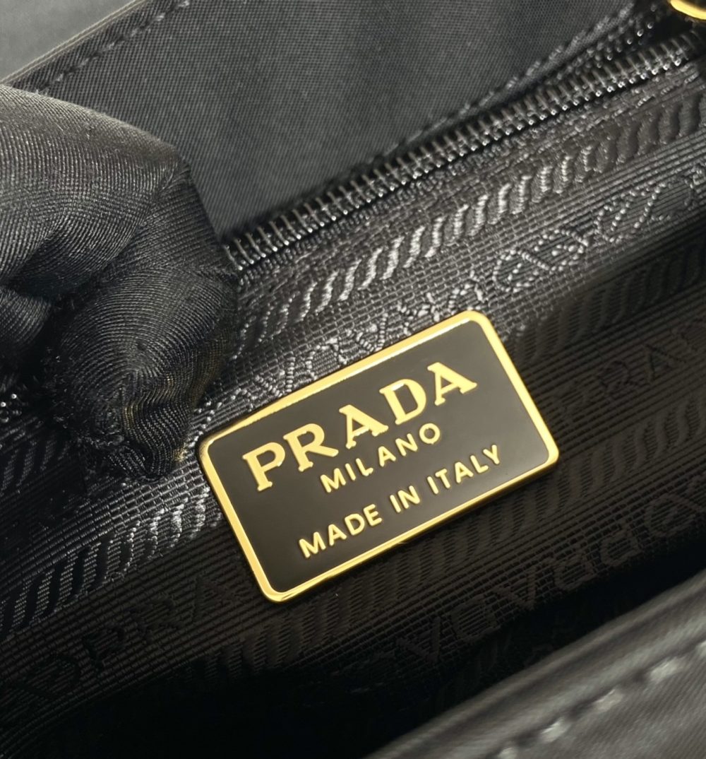 Prada Vintag Handle Bag Black For Women, Women's Bags 8.2in/21cm