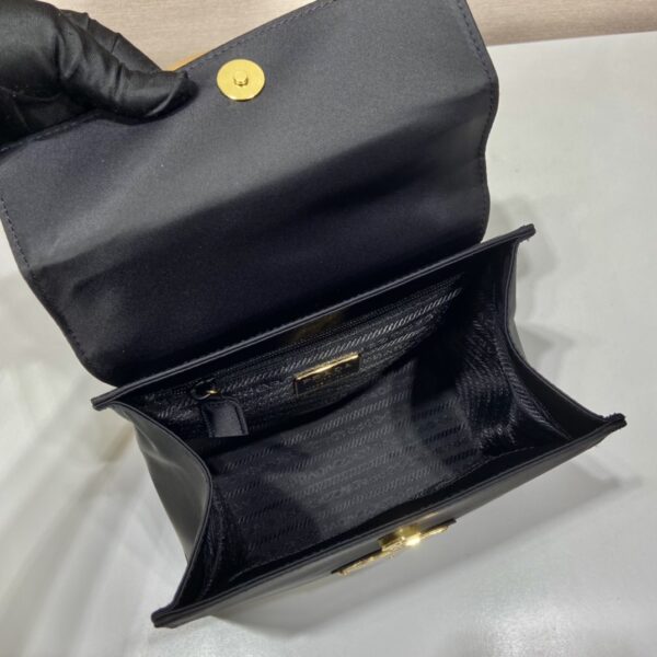 Prada Vintag Handle Bag Black For Women, Women's Bags 8.2in/21cm
