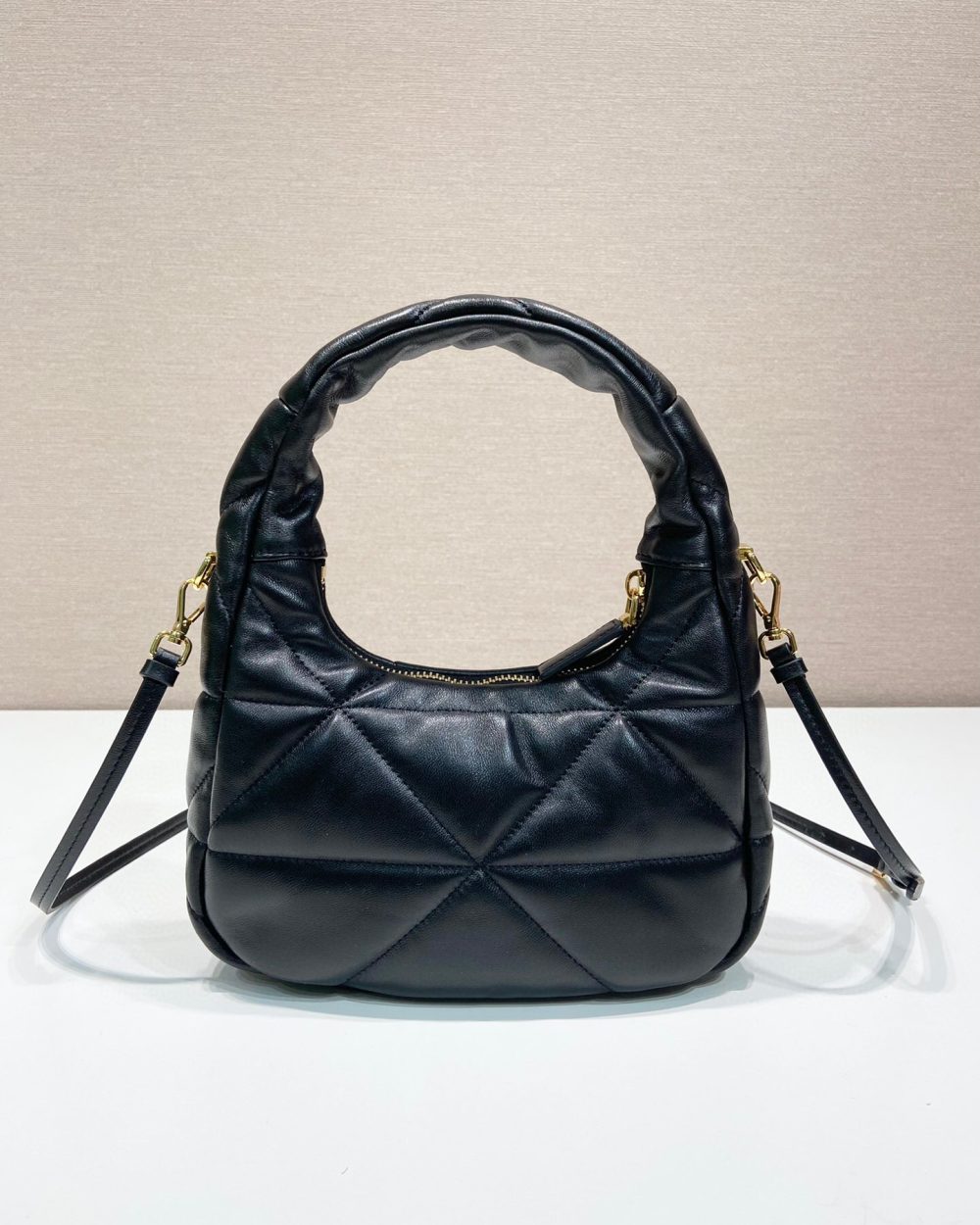 Quilted Nappa Shoulder Bag In Black For Women 8.3in/ 21cm