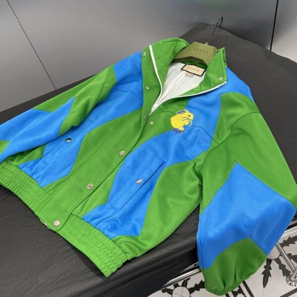 Rabbit Embroidered Patch Jacket And Shorts Green For Women