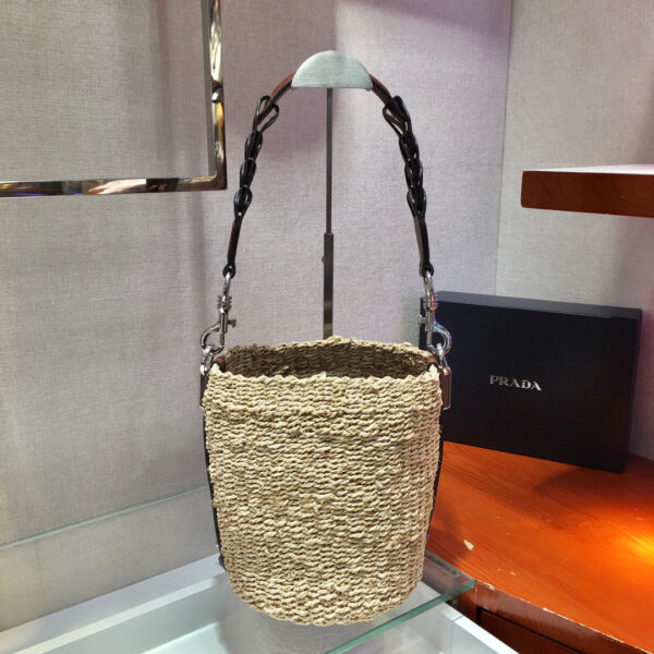 Raffia Straw Bucket Bag In Beige For Women 9.8in/ 25cm