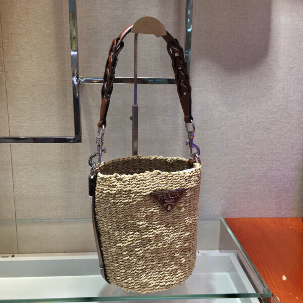 Raffia Straw Bucket Bag In Beige For Women 9.8in/ 25cm