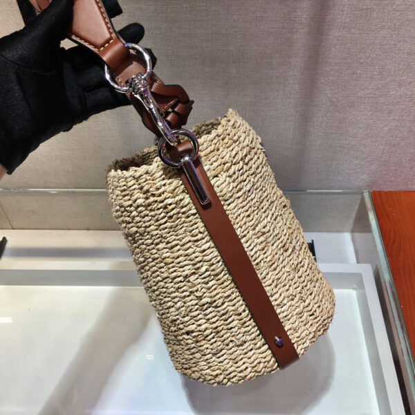 Raffia Straw Bucket Bag In Beige For Women 9.8in/ 25cm