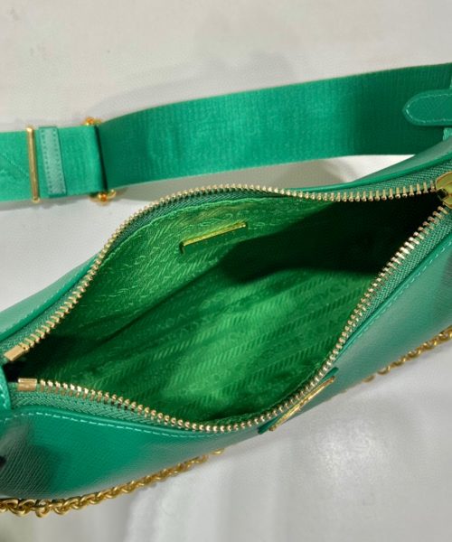 Re-Edition 2005 Saffiano Bag In Green For Women 8.6 in/ 22 cm 1BH204_NZV_F0PCL_V_V2M