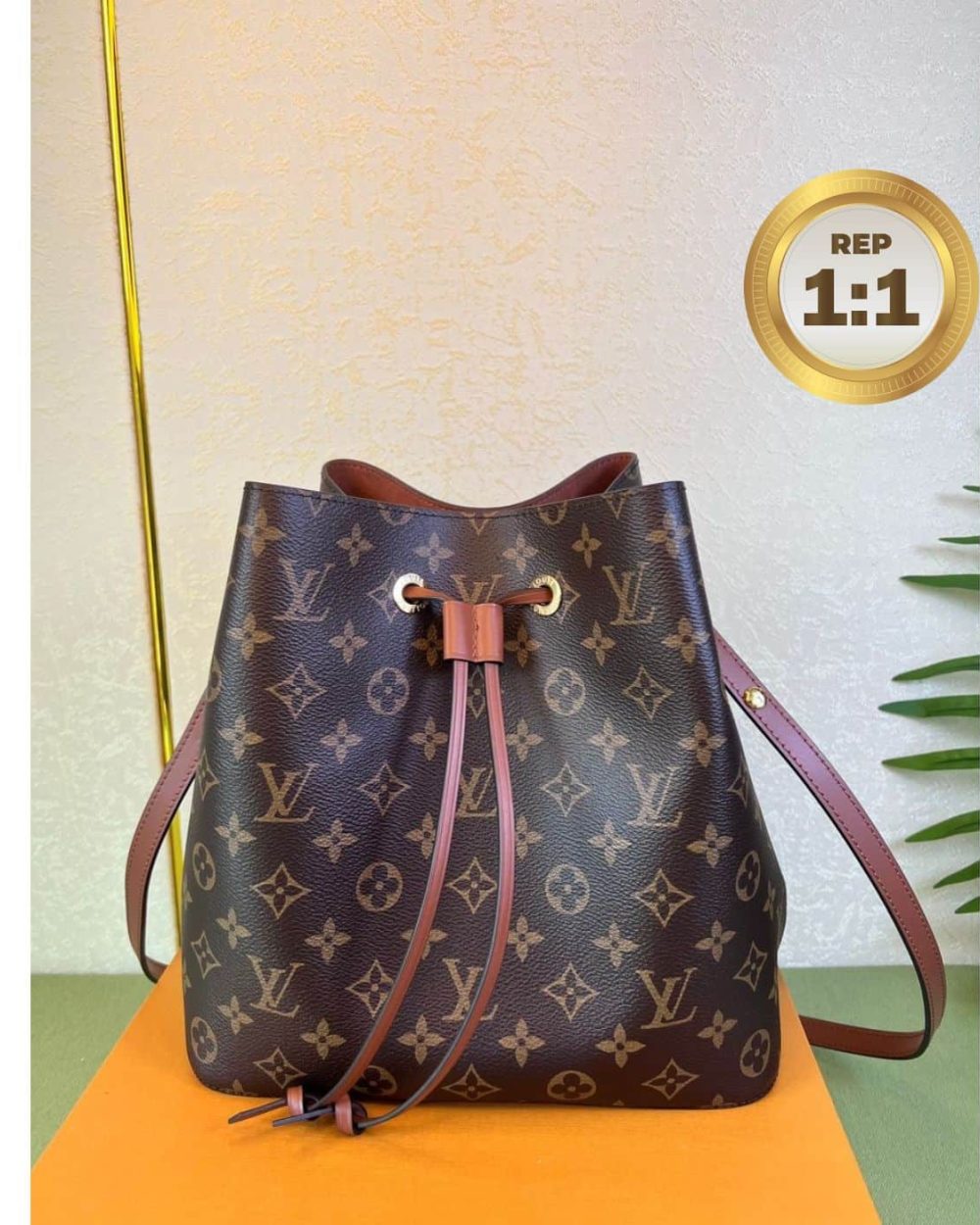 1:1 Replica Louis Vuitton NeoNoe MM Brown For Women 26cm / 10.2in M44887