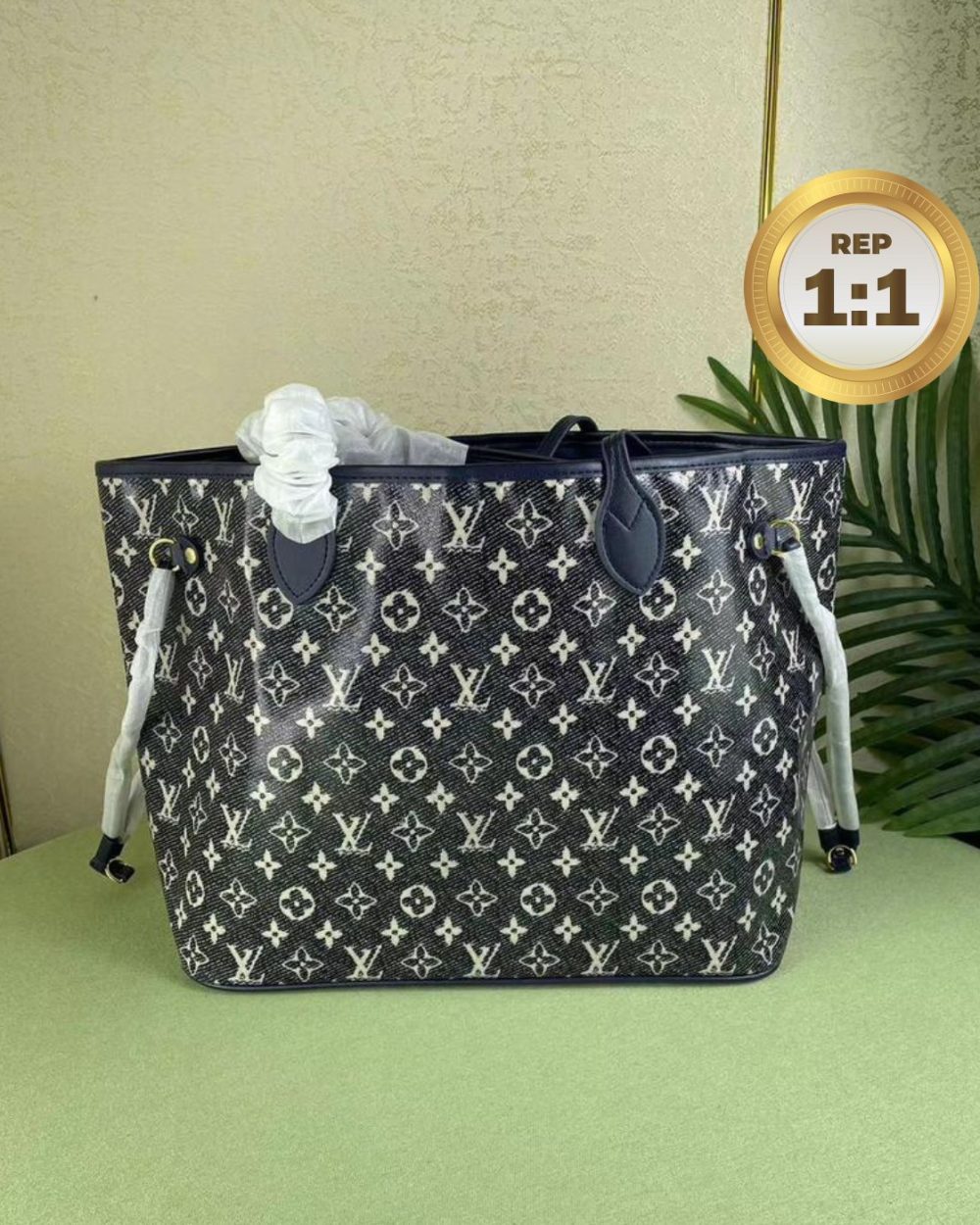 1:1 Replica Louis Vuitton Neverfull MM Monogram Jacquard Denim Totes Bag Grey For Women 12.2in/31cm M21465