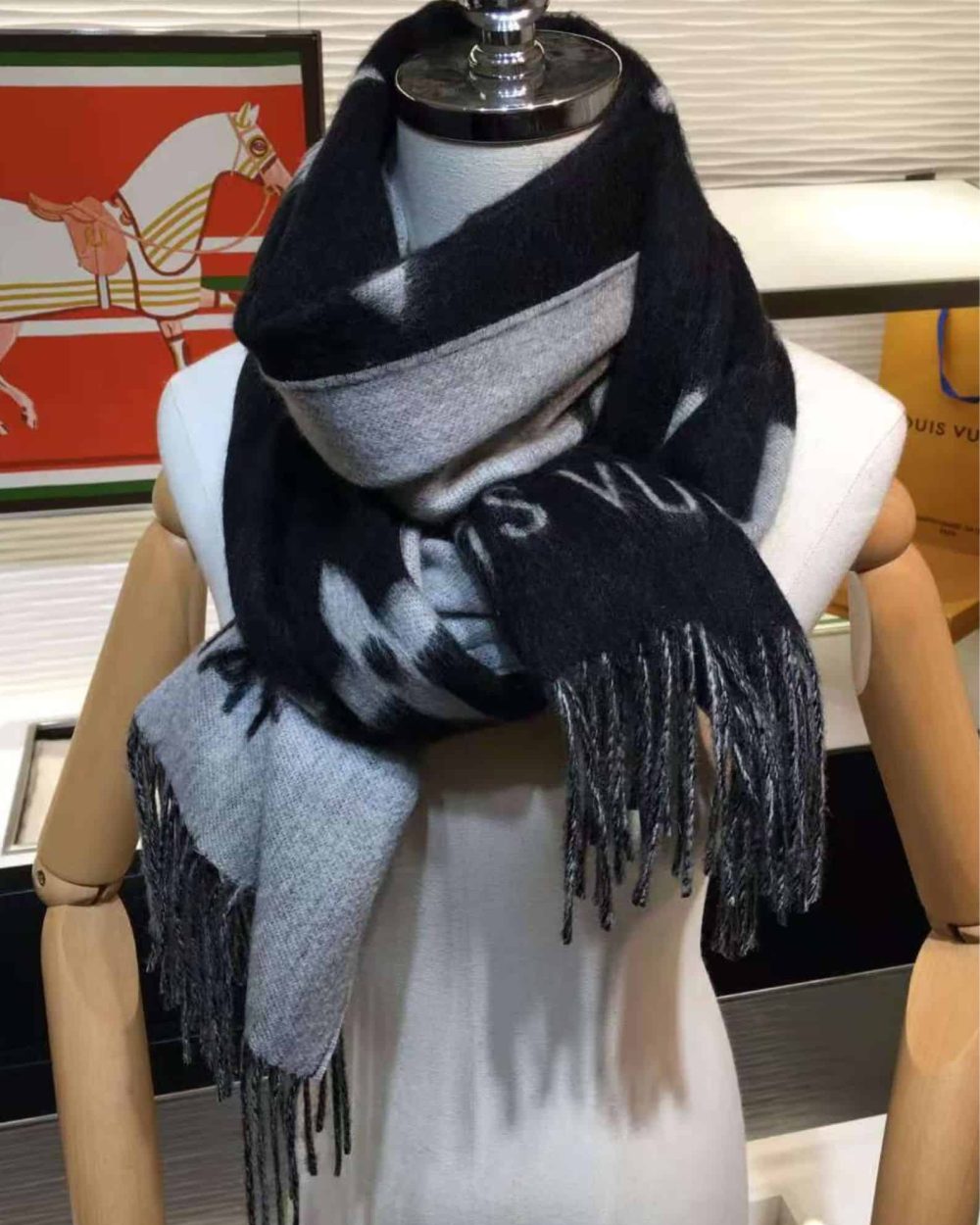 Reykjavik Scarf Black For Women M71040