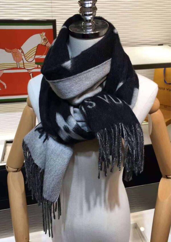 Reykjavik Scarf Black For Women M71040