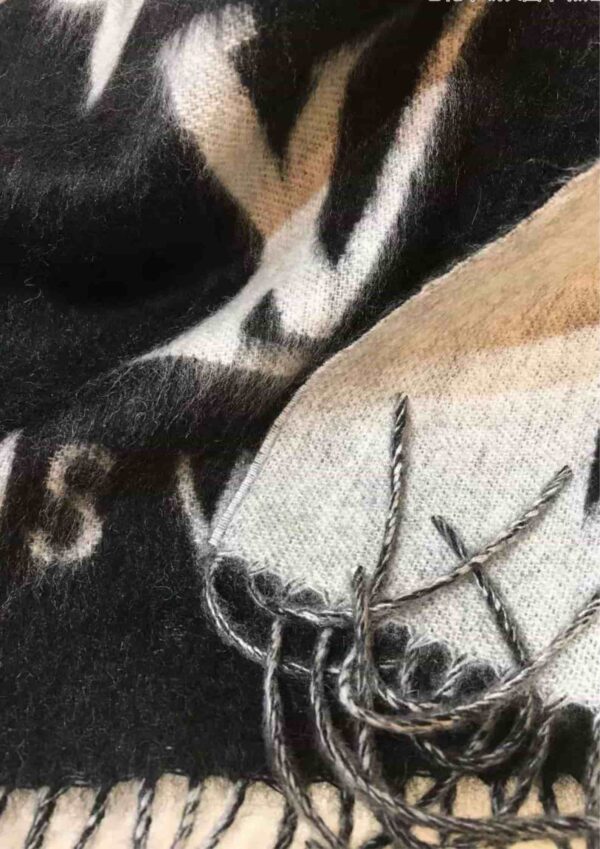 Reykjavik Scarf Black For Women M71040