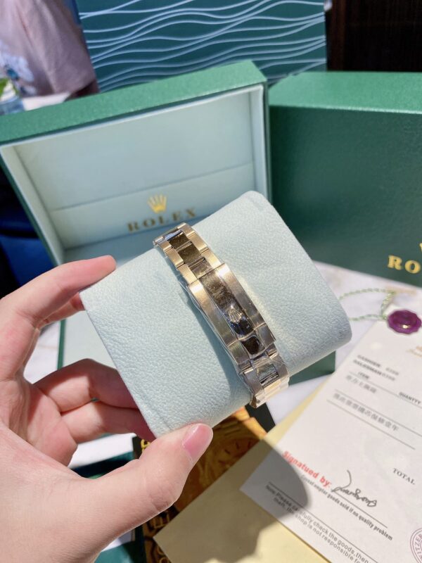 RL012 - OYSTER PERPETUAL DATE JUST 31mm Watch