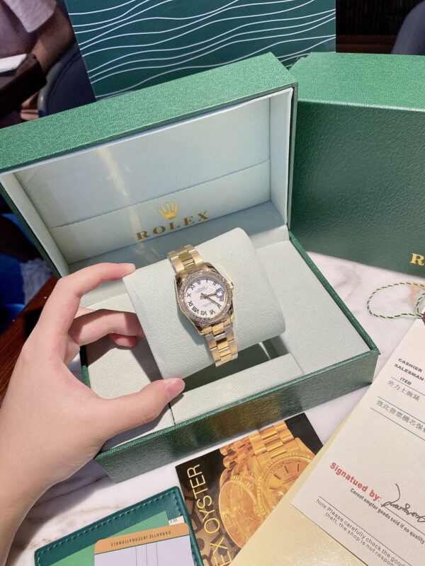 RL012 - OYSTER PERPETUAL DATE JUST 31mm Watch