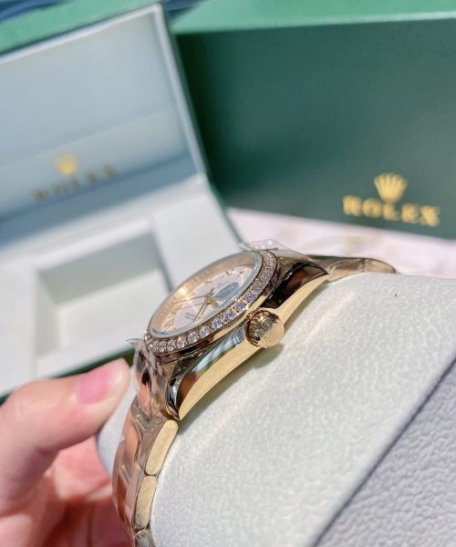 RL012 - OYSTER PERPETUAL DATE JUST 31mm Watch