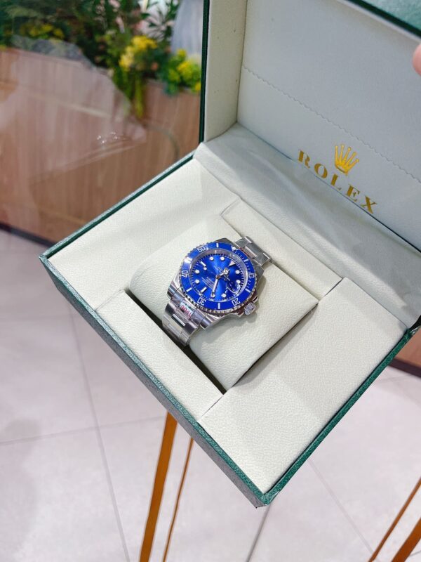 RL038 - Oyster Perpetual Date - 39mm Watch