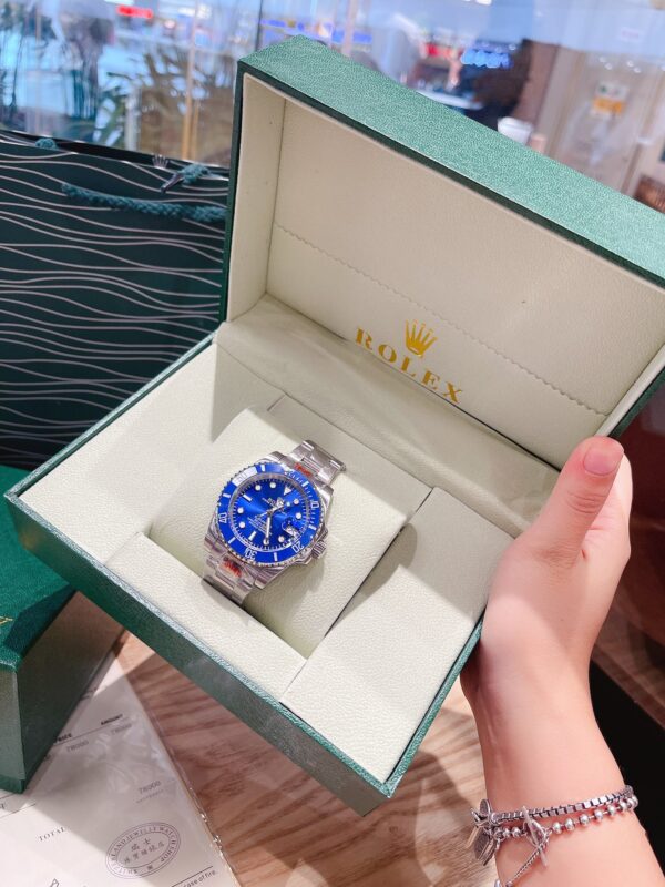 RL038 - Oyster Perpetual Date - 39mm Watch