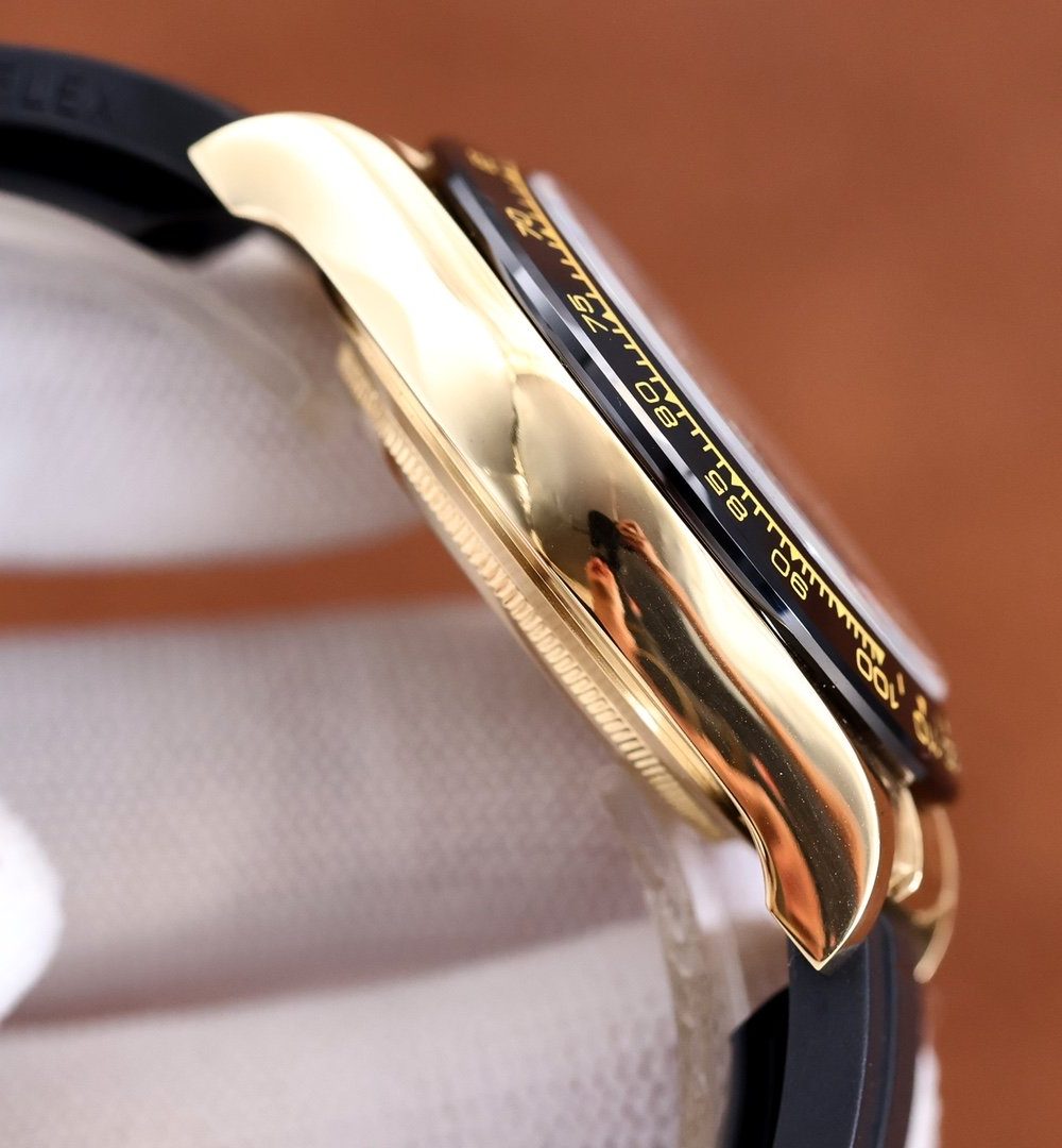 Rolex Cosmograph Daytona 40mm Gold Toned For Men M116518LN-0048