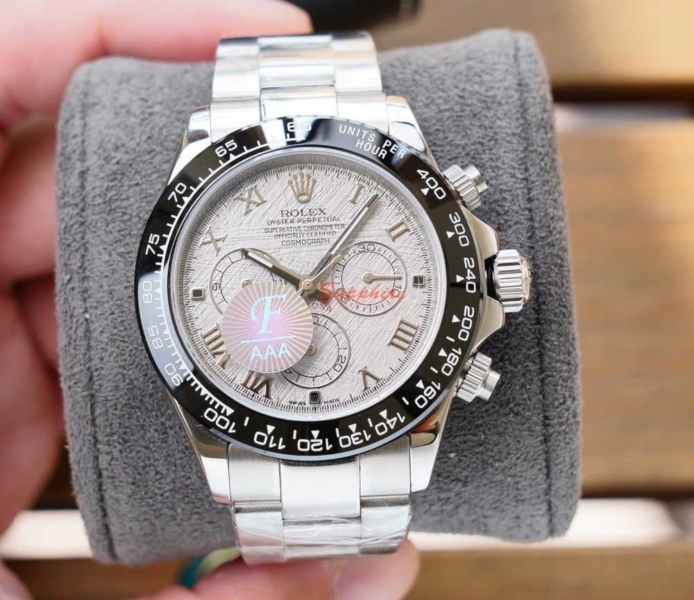 Rolex Cosmograph Daytona 40mm Silver Toned For Men 116515LN