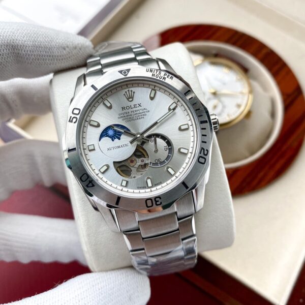 Rolex Cosmograph Daytona 42 For Men Silver Toned