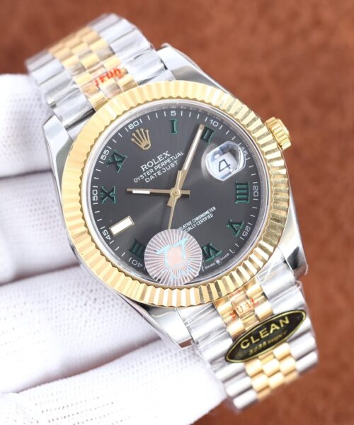 Rolex Datejust 41mm Oyster Perpetual Silver Toned For Men 116333