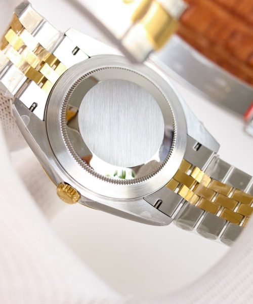 Rolex Datejust 41mm Oyster Perpetual Silver Toned For Men 126333