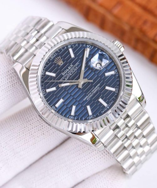 Rolex Datejust 41mm Oyster Perpetual Silver Toned For Men 126334