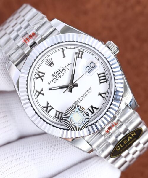 Rolex Datejust 41mm Oyster Perpetual Silver Toned For Men 16220