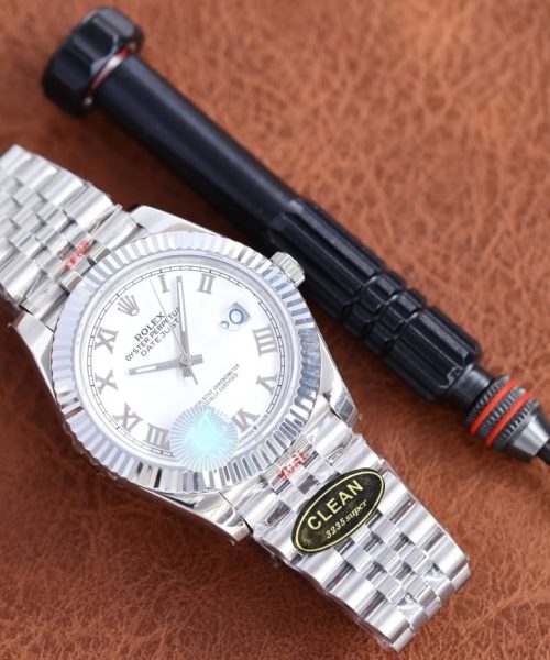 Rolex Datejust 41mm Oyster Perpetual Silver Toned For Men 16220