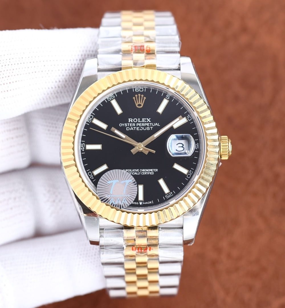 Rolex Datejust 41mm Oyster Perpetual Silver Toned For Men 69173